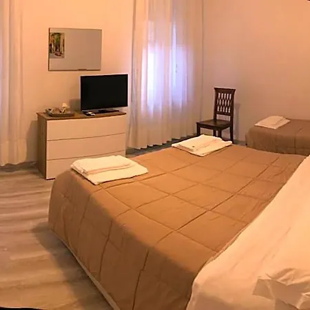 Del Musso Con Ristorante بيت ريفي *